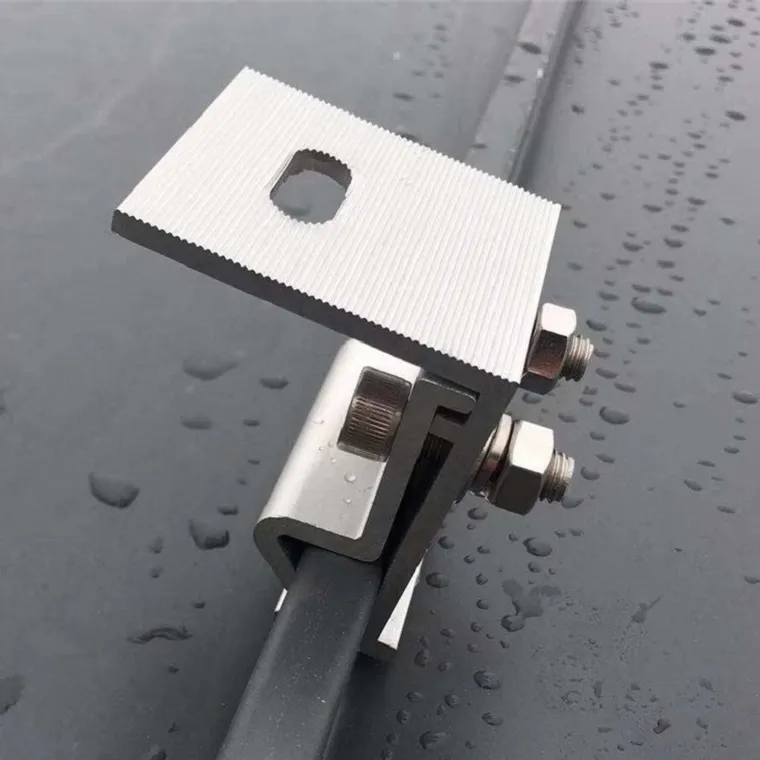 stainless steel screws on aluminum